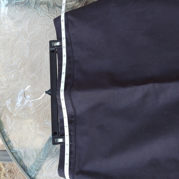 Liz Claiborne skirt. Size 14. - Picture 8 of 9